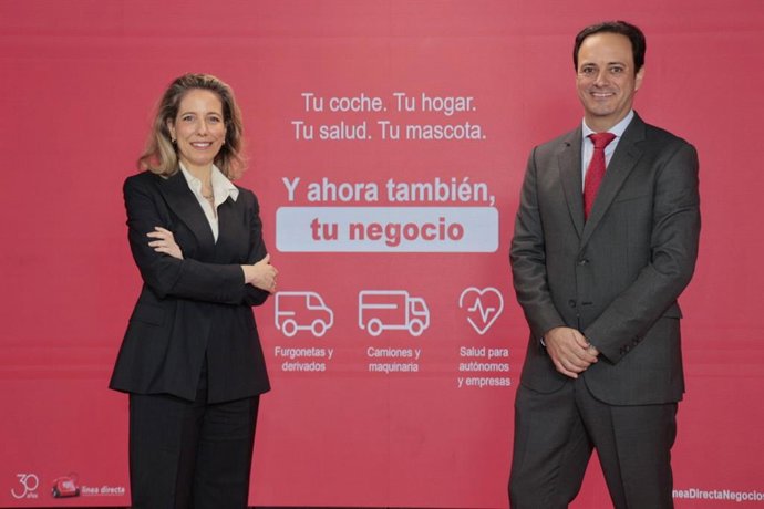 La consejera delegada de Línea Directa, Patricia Ayuela, y el director comercial, Diego Ferreiro, durante la presentación del seguro multirriesgo para comercios.