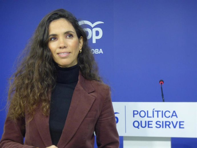 La senadora del PP por Córdoba Lorena Guerra.