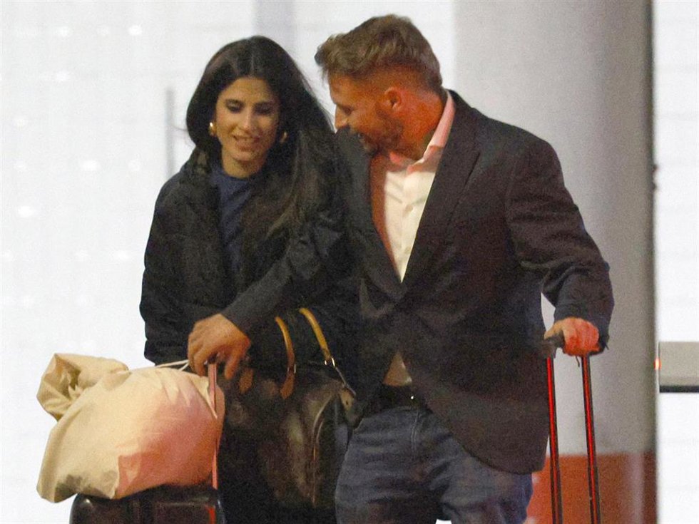 José María Almoguera y María, La jerezana' llegan al hotel tras GH Dúo