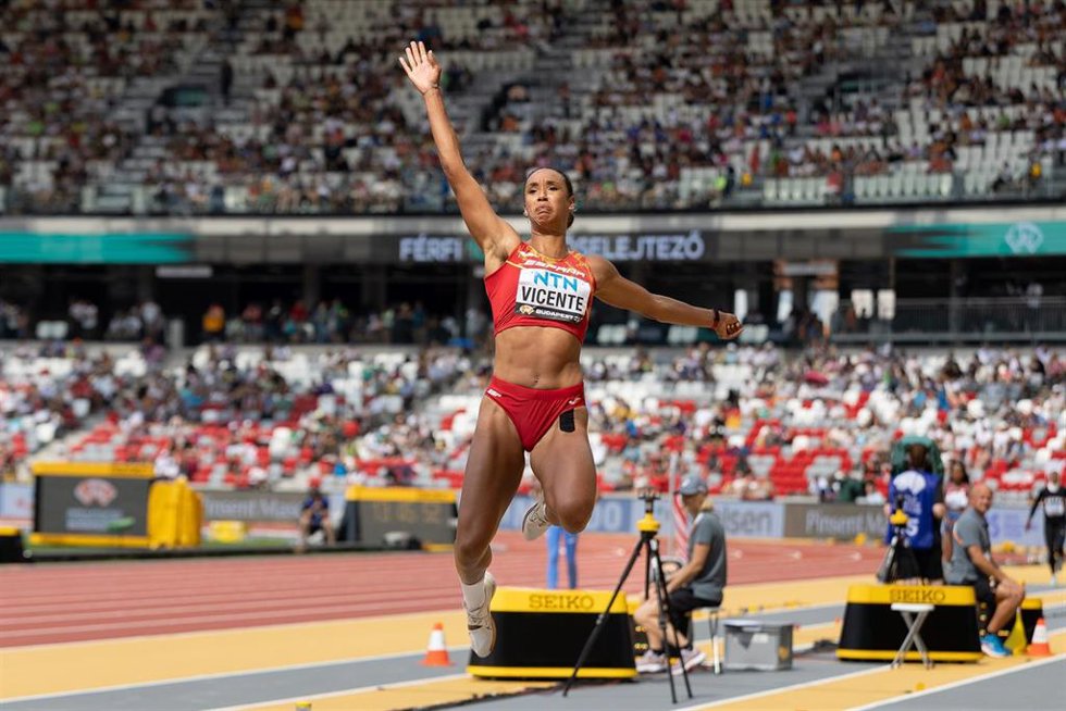 Archivo - La atleta española Maria Vicente en el Campeonato Mundial de Atletismo 2023.      