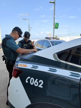 Agentes de la Guardia Civil.