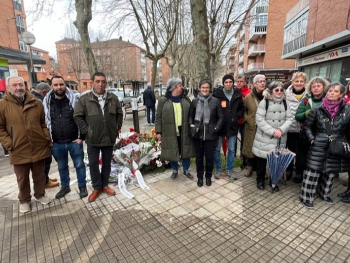 Ezker Anitza-IU y el PCE-EPK recuerdan a las víctimas del 3 de marzo
