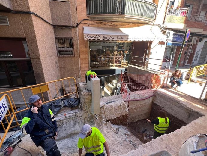 Trabajos en la Muralla de Sagasta