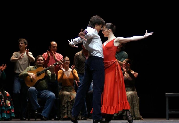 Archivo - Interpretación de la emblemática coreografía de Antonio Gades, Carmen, en una imagen de archivo.