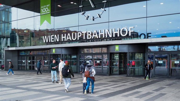 Archivo - Estación Central de Viena (archivo)