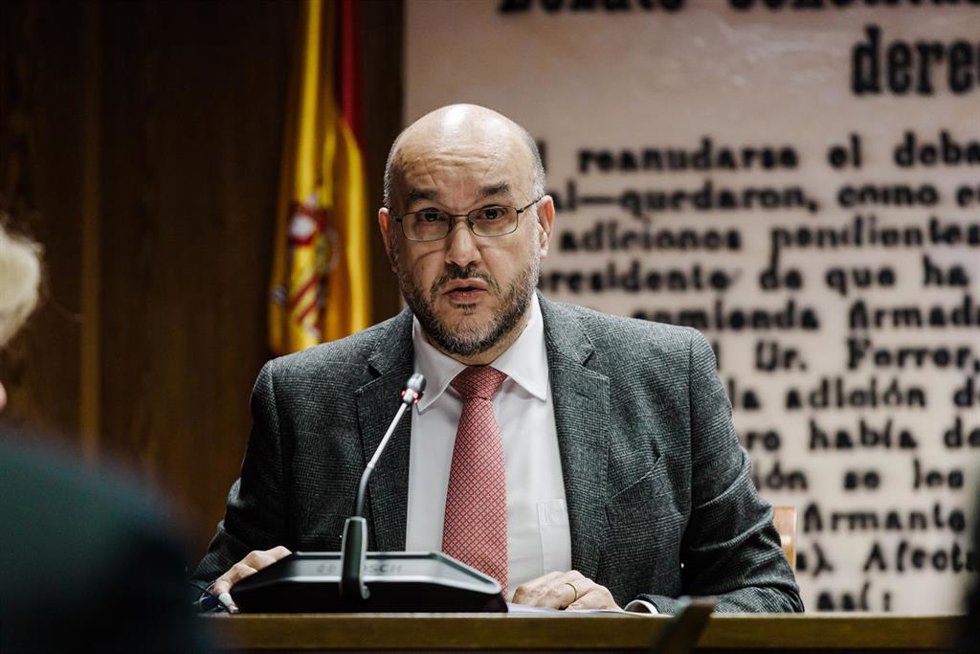Archivo - El director del Gabinete de la Vicepresidenta Primera del Gobierno, Carlos Morenocomparece ante la Comisión de Investigación sobre el caso Koldo, en el Senado.
