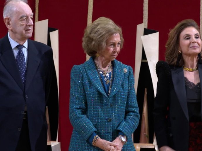 Doña Sofía preside los 'Premios Internacionales de Mecenazgo'