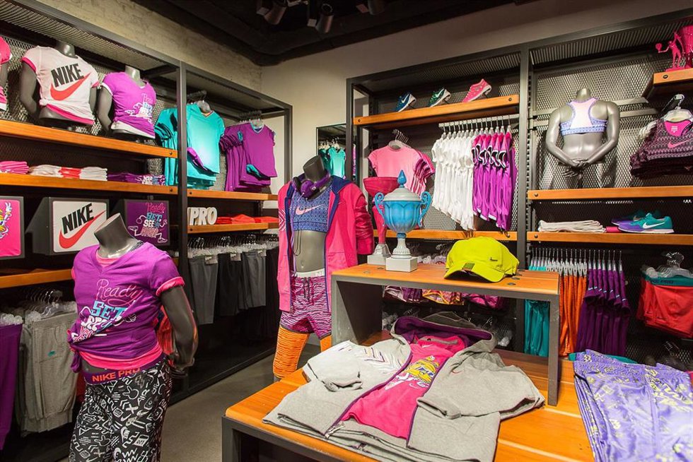 Archivo - Tienda Nike en Serrano. 