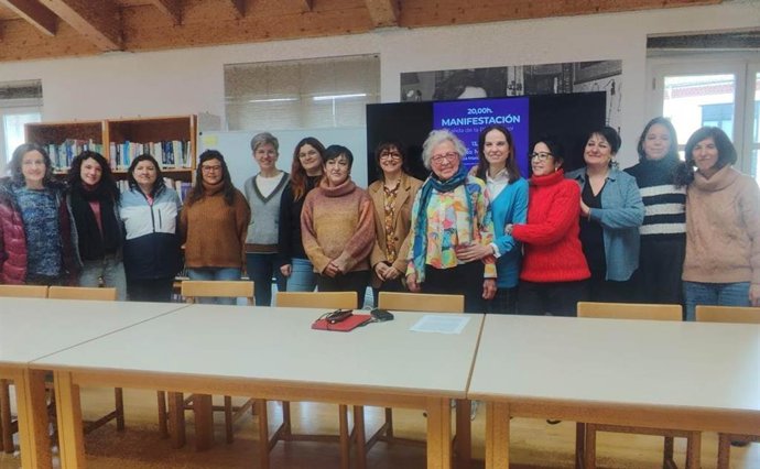 Representantes del Consejo Municipal de las Mujeres de Soria organizan el 8 de Marzo el 8M.