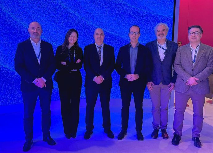 Integrantes de la delegación regional que ha participado en el Mobile World Congress