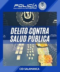 Detenido un conductor que aparcó mal su coche con 27 bolsitas de cocaína