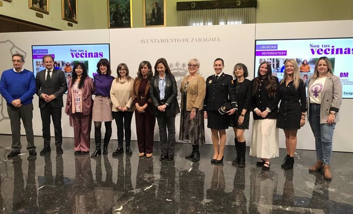 Presentación de la campaña del 8M el Ayuntamiento de Zaragoza   "¿Buscas referentes"? Son tus vecinas"