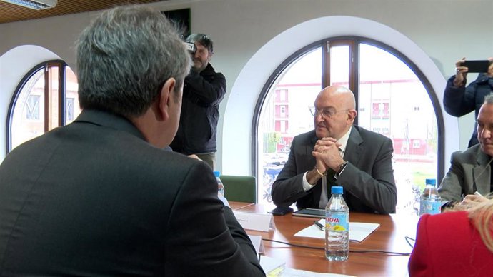 El alcalde de la capital del Pisuerga, Jesús Julio Carnero, en la reunión de la Sociedad Valladolid Alta Velocidad (SVAV)