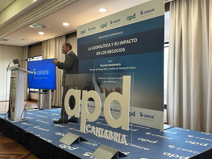 Más de un centenar de directivos participan en el primer Consejo de APD en Cantabria de este año