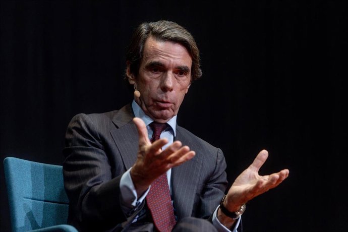 Archivo - El expresidente del Gobierno José María Aznar participa en el Aula de liderazgo del Instituto Atlántico de Gobierno (IADG) y la Universidad Francisco de Vitoria(UFV). En Madrid, a 11 de noviembre de 2024.