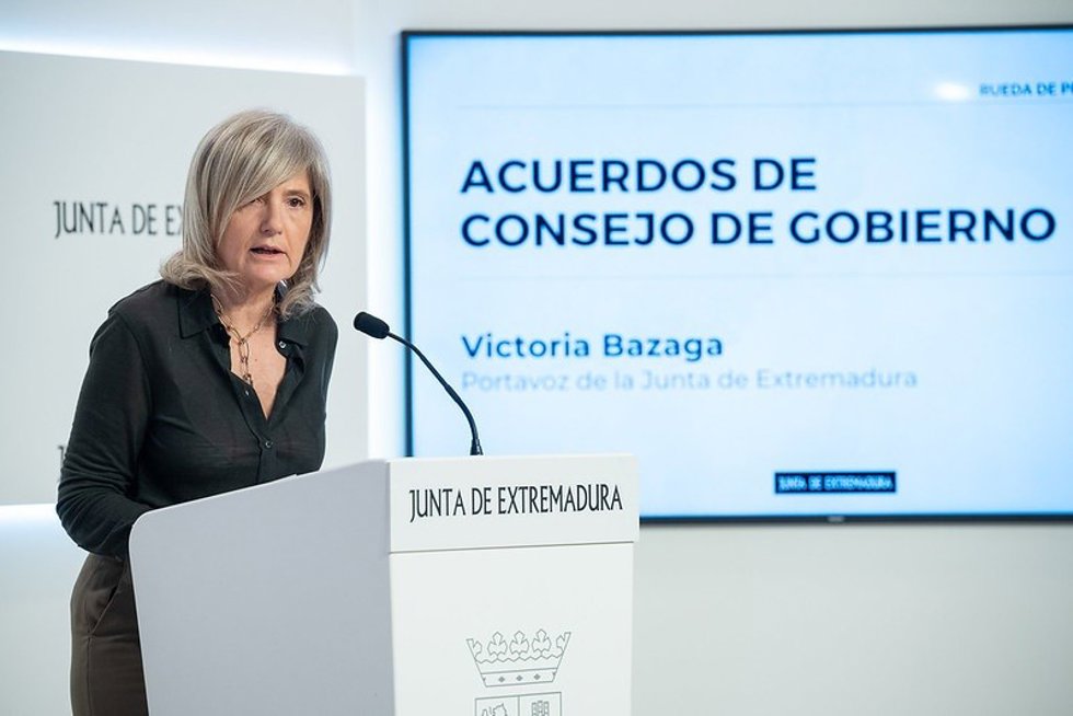 La portavoz de la Junta, Victoria Bazaga, en rueda de prensa en Mérida