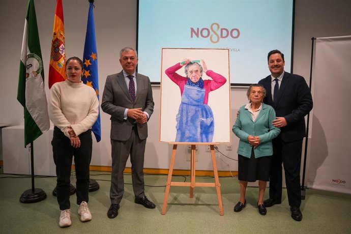 'Rosa Del Delantal', La Abuela 'Instagramer' De 86 Años Que Protagoniza El Cartel Del 8M En Sevilla