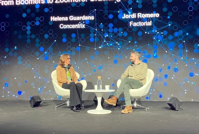 El ceo de Factorial, Jordi Romero, y la presidenta de Concentrix, Helena Guardans.