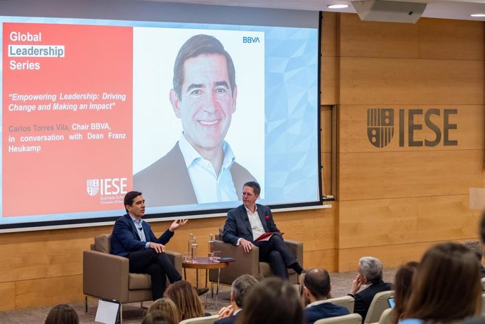 El presidente de BBVA, Carlos Torres, en el acto de IESE en Barcelona.