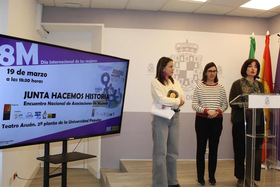 Presentación del programa con motivo del 8M.