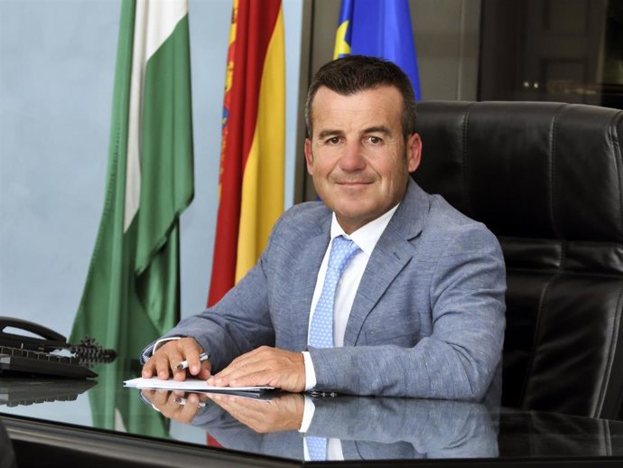 Archivo - El alcalde de Carboneras (Almería), Salvador Hernández (CS).