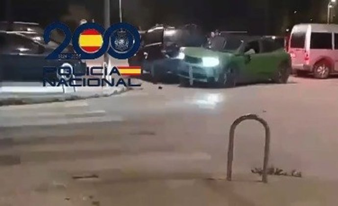 Dos de los vehículos implicados en la pelea en Sanlúcar.