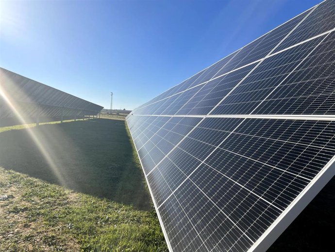 GRS construirá una planta solar de 171 MW en Australia para Recurrent Energy