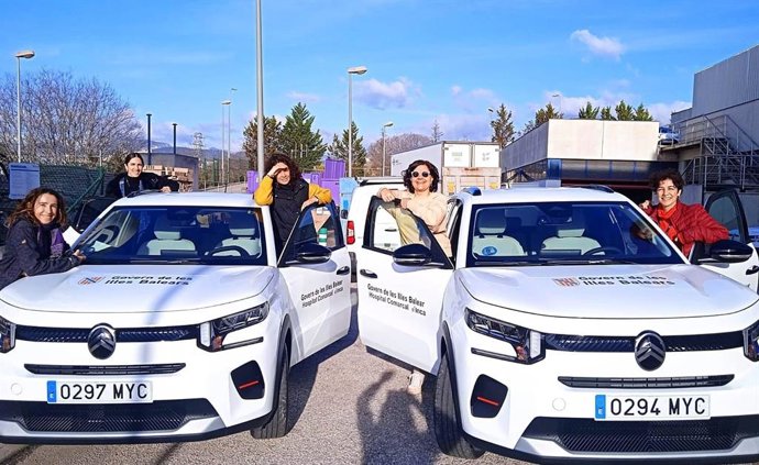 Nuevos vehículos del equipo de seguimieto comunitario del Hospital de Inca