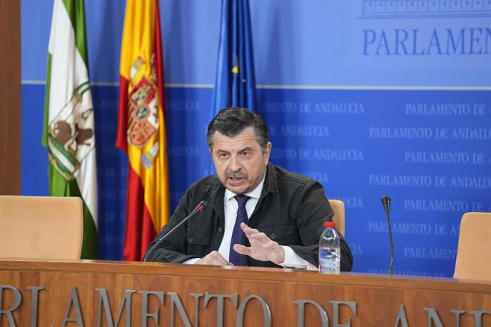 El portavoz del PP-A en el Parlamento andaluz, Toni Martín, este miércoles