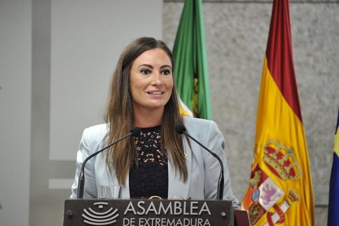 La socialista extremeña Lara Garlito