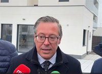 Serrano (PP) tilda el acuerdo entre el PSOE y Junts para ceder competencias en migración de "xenófobo"