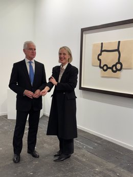 Arzalluz, nueva directora del Guggenheim, visita ARCO: "Hay responsabilidad de suceder a alguien de gestión impecable"