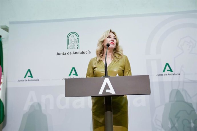 La consejera de Economía y portavoz del Gobierno andaluz, Carolina España, este miércoles en la rueda de prensa posterior al Consejo de Gobierno. 