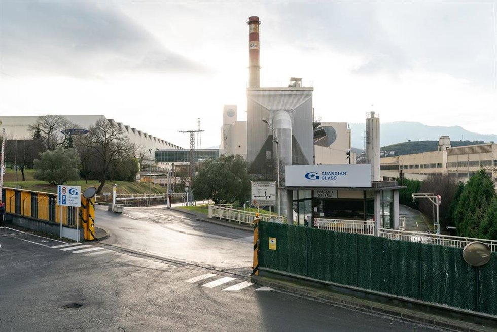 Archivo - Planta de Guardian Llodio (Álava)