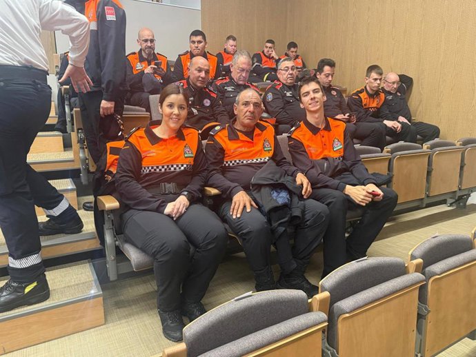 La Agrupación De Voluntarios De Protección Civil De Alhaurín De La Torre Recibe La Condecoración En Moncada