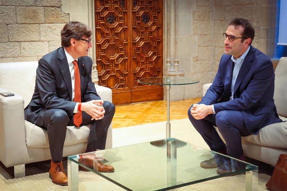 El presidente de la Generalitat, Salvador Illa, y el ministro de Economía, Comercio y Empresa, Carlos Cuerpo.
