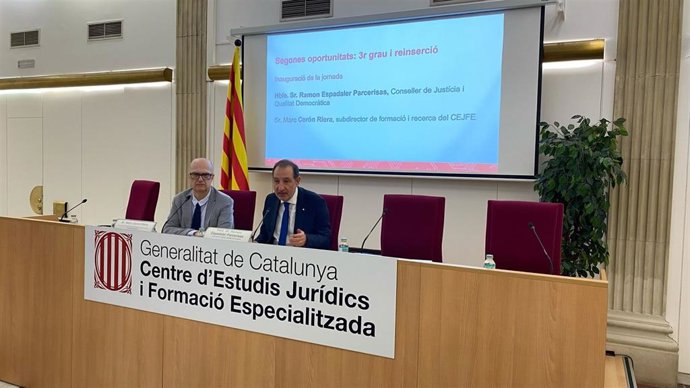 El conseller de Justicia y Calidad Democrática, Ramon Espadaler, durante la inauguración de la Jornada 'Segones oportunitats:Tercer Grau i Reinserció'
