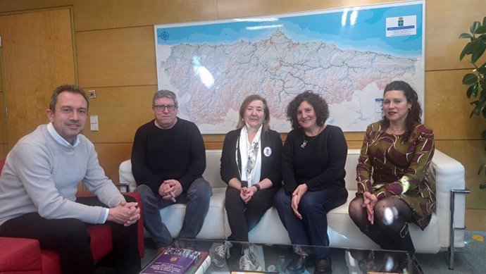 Ovidio Zapico; Julio Molina; María José Cuervo; Beatriz González y Nuria Rodríguez.