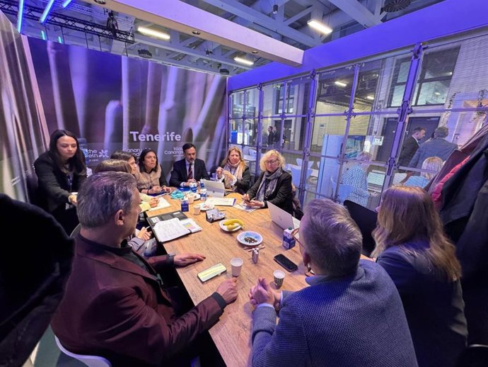 Reunión de la delegación de Turismo de Tenerife en la ITB de Berlín