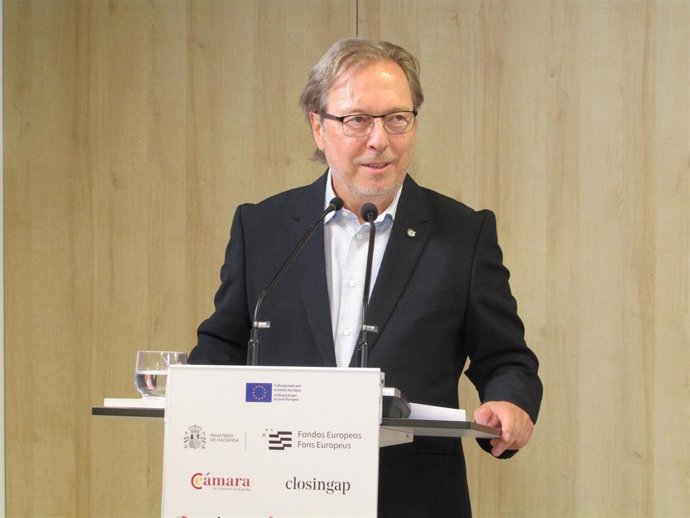 Archivo - El presidente de la Cámara de Barcelona, Josep Santacreu