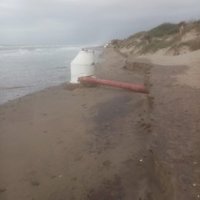 El temporal provoca la pérdida de un 20% de la arena en las playas de Marbella y daños en infraestructuras