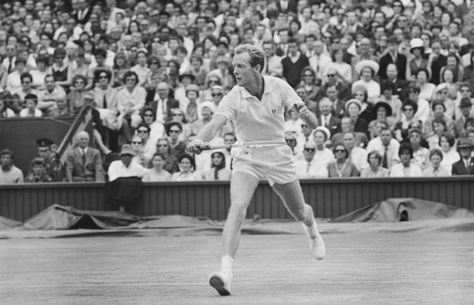 El extenista australiano Fred Stolle, campeón de Roland Garros y el US Open.