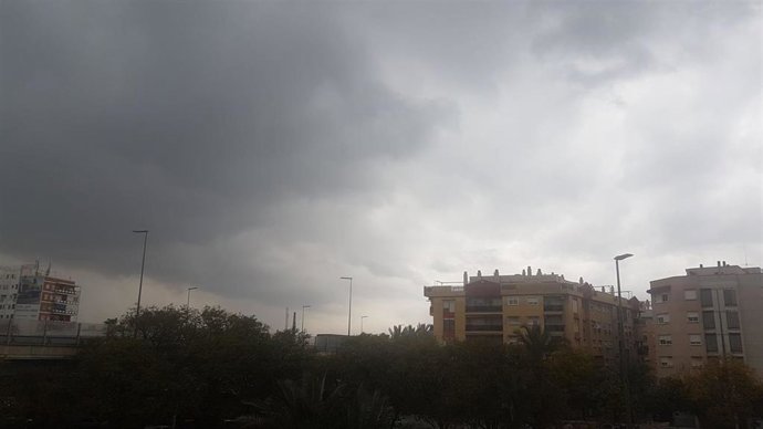 Archivo - Imagen del cielo en Murcia