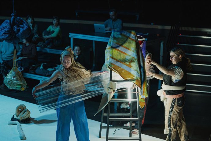 La Mutant acoge este viernes, 7 de marzo, la actividad culminante de la visita de la coreógrafa italiana Sara Manente a València, 'Brotase'.