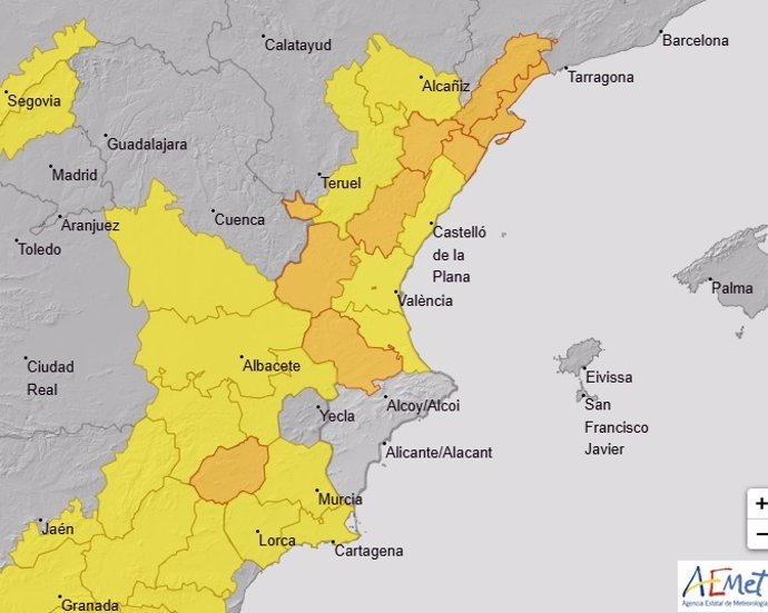 Aemet rebaja a amarillo el aviso en el litoral de Valencia y Castellón y lo retira en Alicante