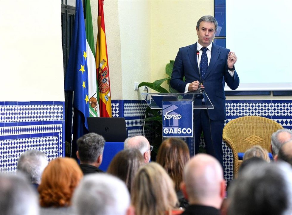 El director de Endesa en Andalucía, Extremadura, Ceuta y Melilla,R Rafael sánchez Durán.