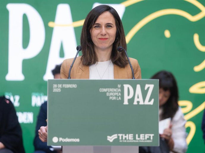 La secretaria general de Podemos, Ione Belarra, interviene durante la IV Conferencia Europea por la Paz organizada junto a representantes de partidos europeos, en el Espacio Larra, a 28 de febrero de 2025, en Madrid (España). 
