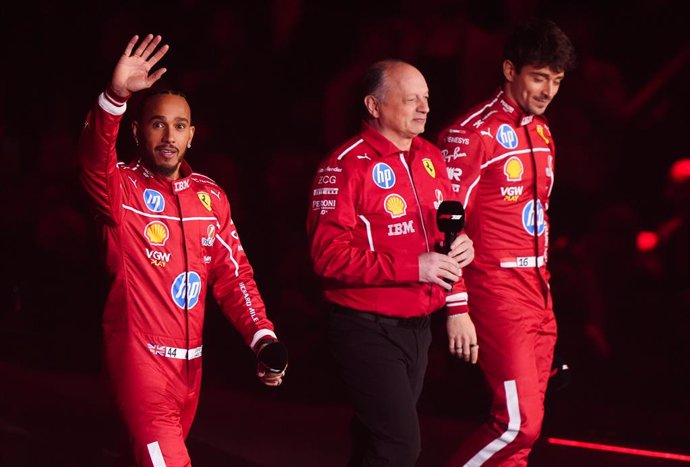 18 February 2025, United Kingdom, London: Formula One drivers Charles Leclerc and Lewis Hamilton of team Ferrari and team principal Fred Vasseur unveil their livery for the 2025 season during the F1 75 Live launch event at The O2 arena. Photo: Bradley Col