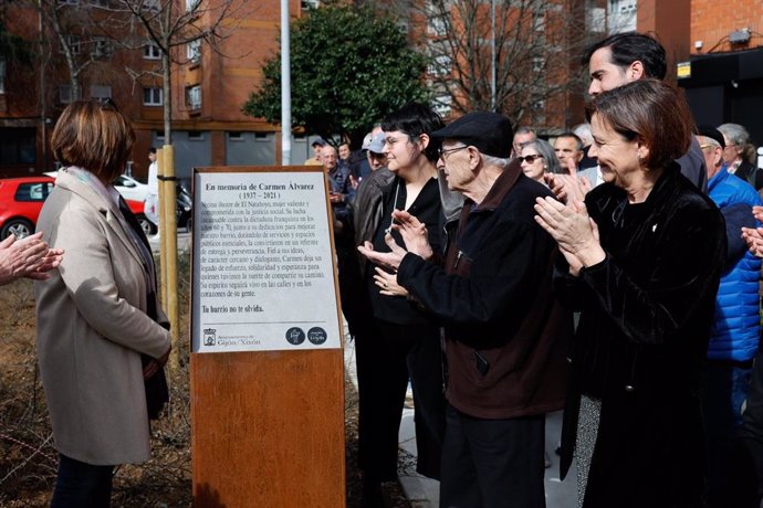 Acto conmemorativo en memoria de la que fuera concejala de IU en el Consistorio gijonés, Carmen Álvarez, fallecida en 2021