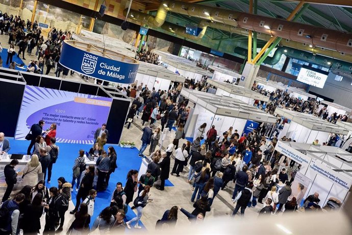 Celebración de la Feria del Empleo en el Palacio de Ferias y  Congresos